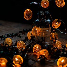 LED elektrinė girlianda SUNLUX Ananasai, 2m, 10 LED, šiltai balta spalva, IP20, 2xAA, naudoti patalpoje