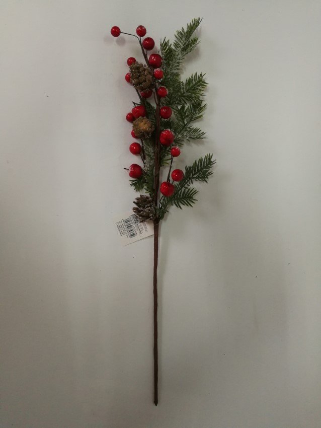 Kalėdinė dekoracija Šakelė, su raudonomis uogomis ir žaliais lapais, 53 cm