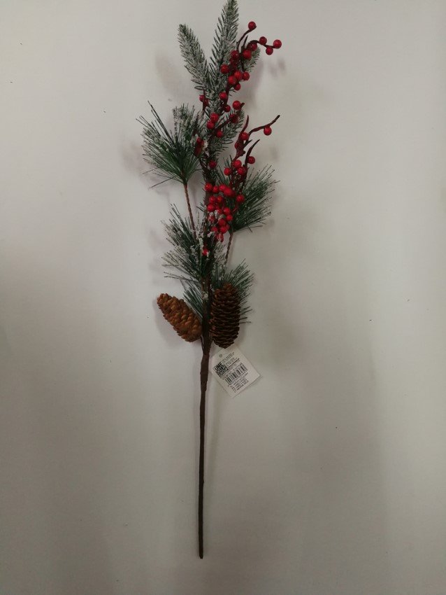 Kalėdinė dekoracija Šakelė, su raudonomis uogomis ir eglės spygliais, 58 cm